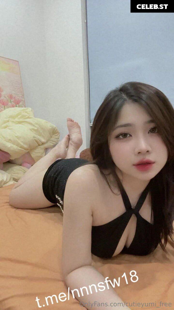 cutieyumi_free / tathanhnhii Image 12083947