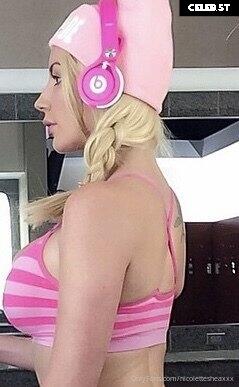 Nicolette Shea Image 1395245