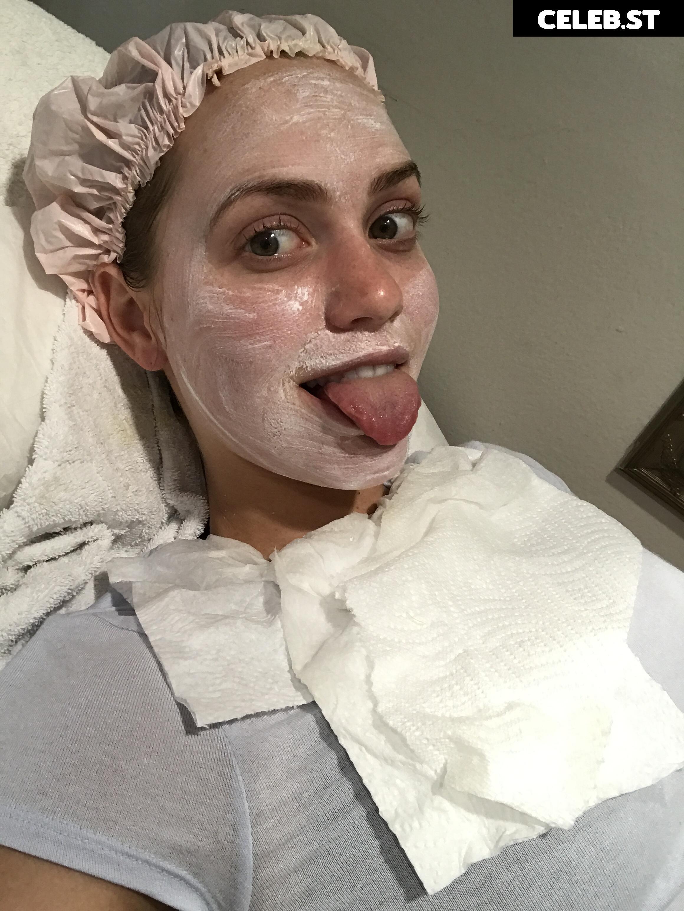 miamalkova Image 13975923