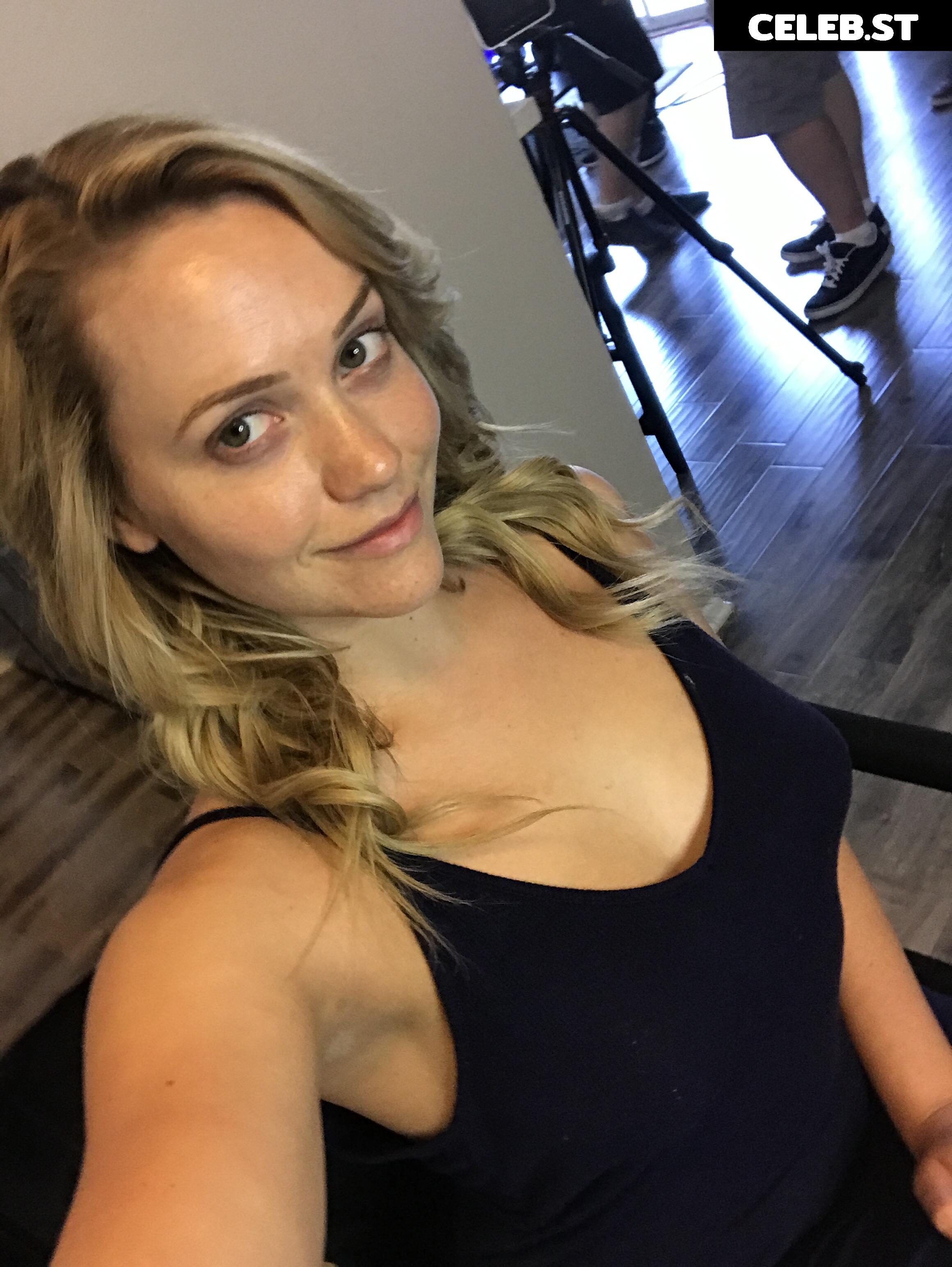 miamalkova Image 13975789