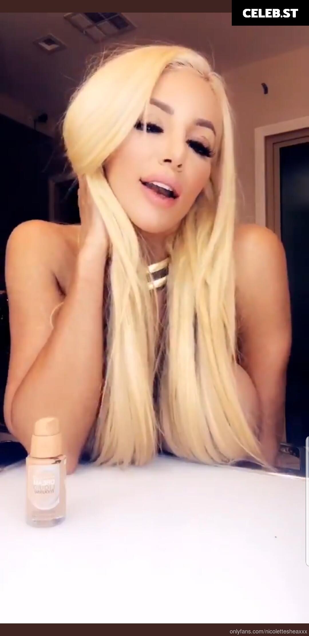 Nicolette Shea Image 1392376