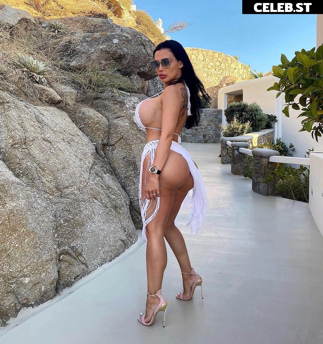Aletta Ocean Image 1372228