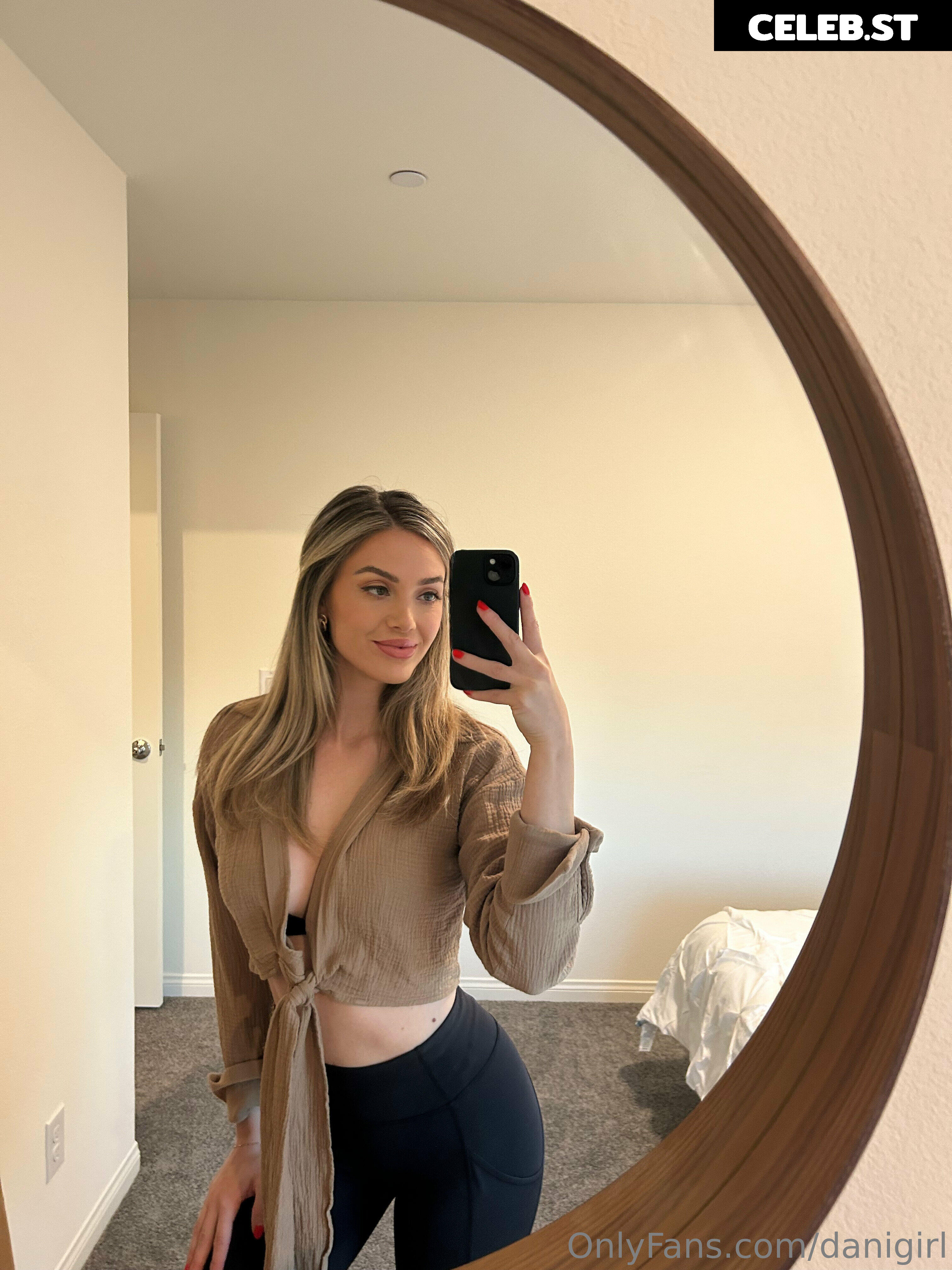 danigirl Image 13781119