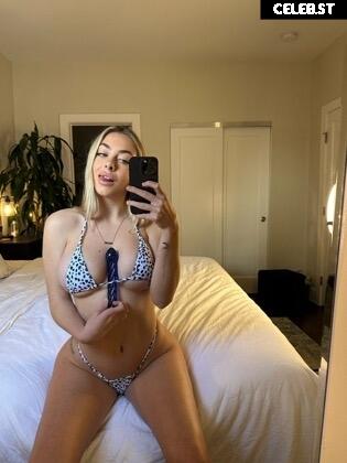 Emily Ray Image 1356119