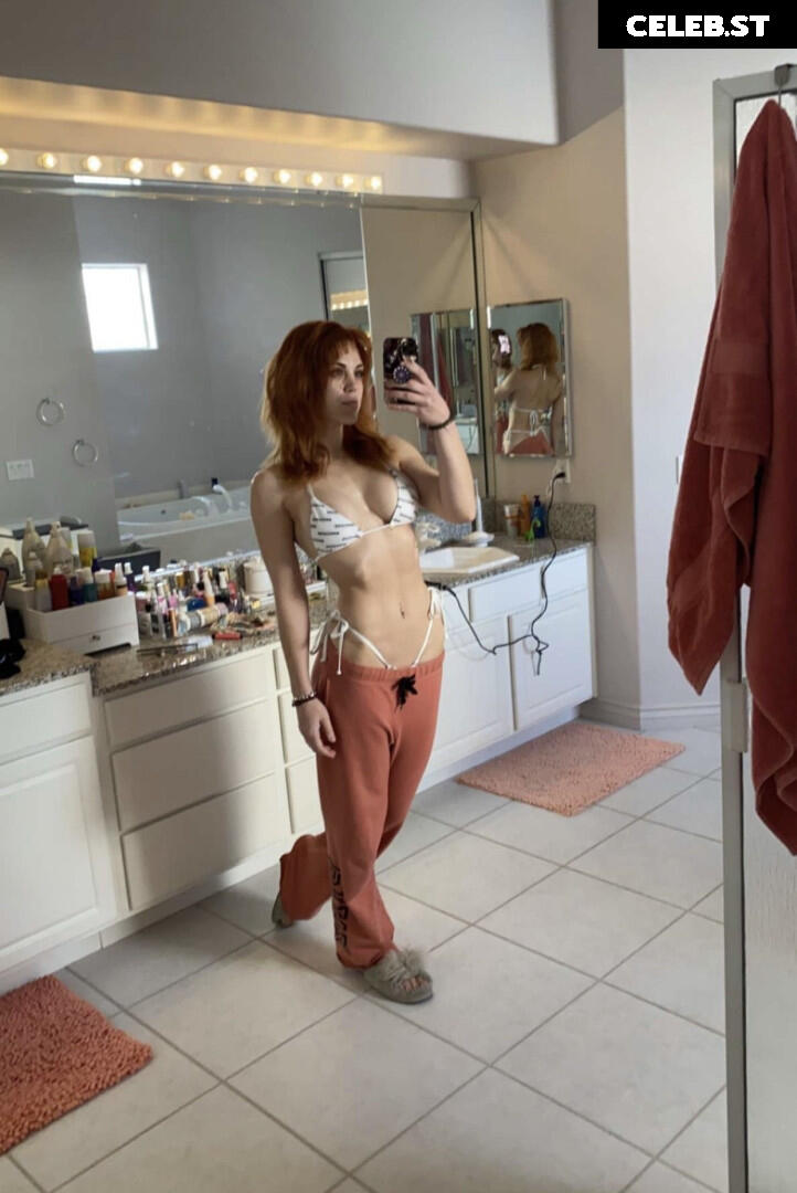 Molly Stewart Image 1335751