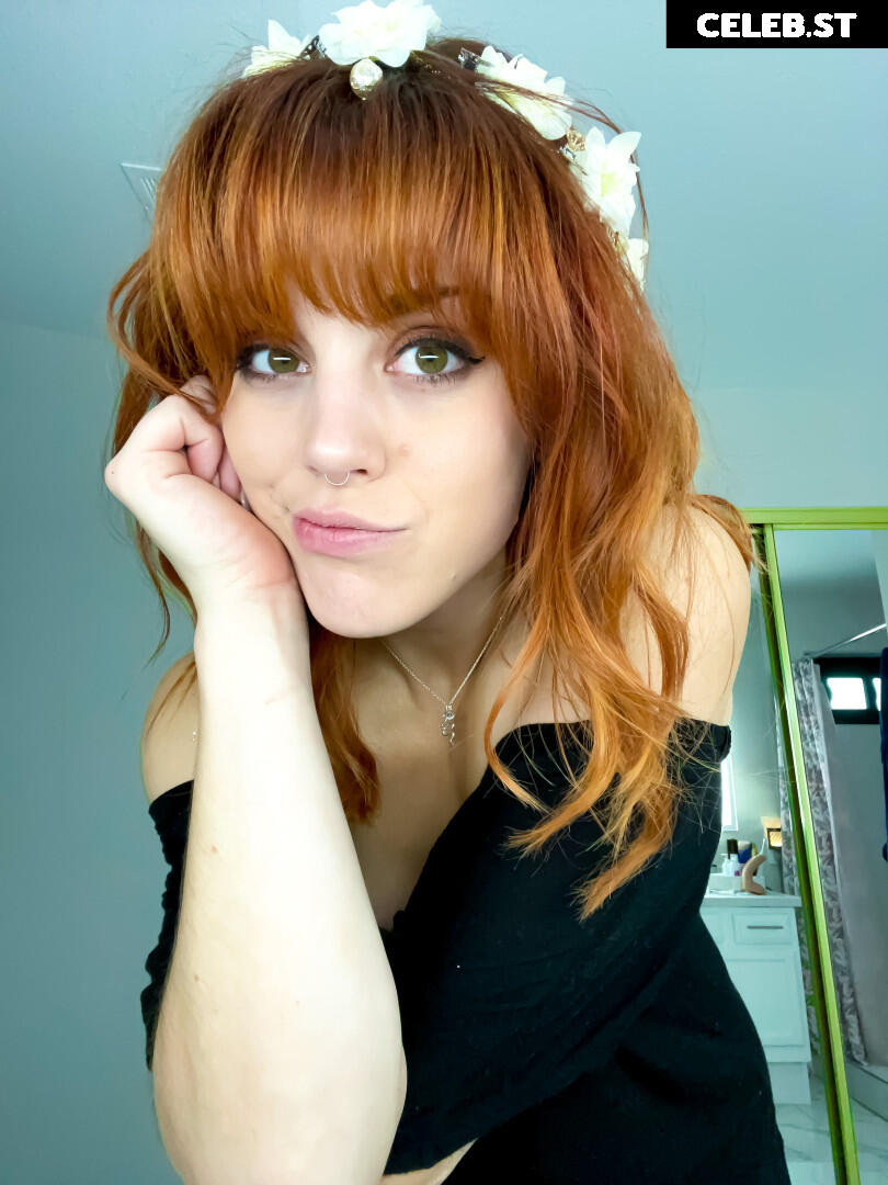 Molly Stewart Image 1334986