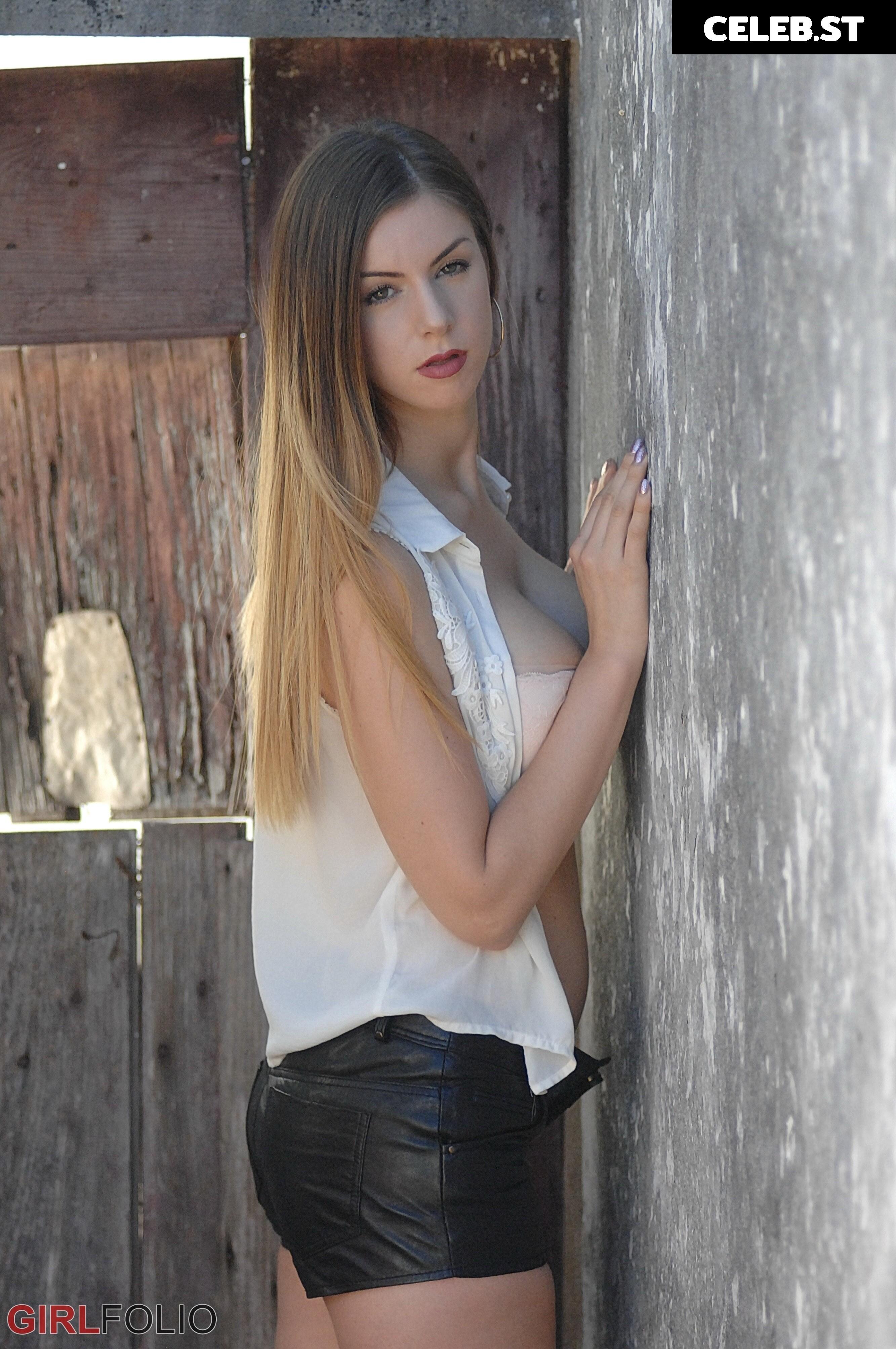 Stella Cox Image 1325258