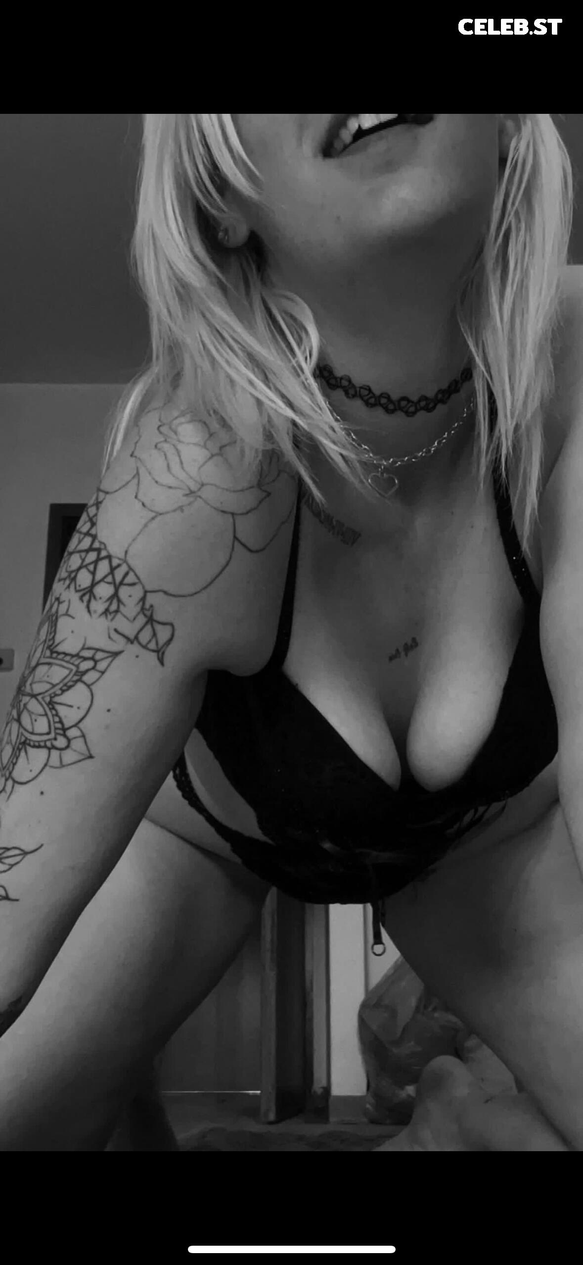 itsxkimie_ Image 132763