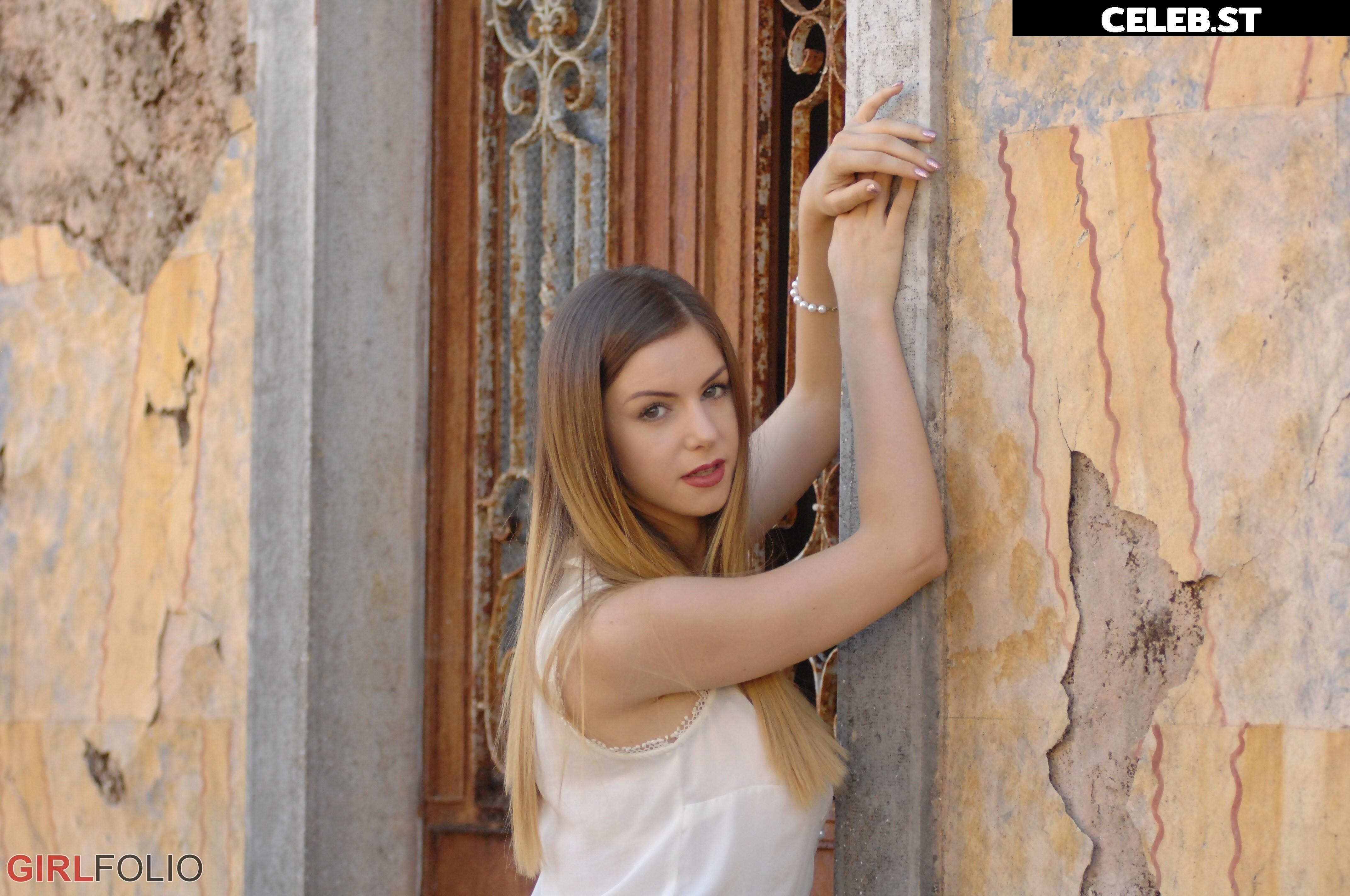 Stella Cox Image 1324650