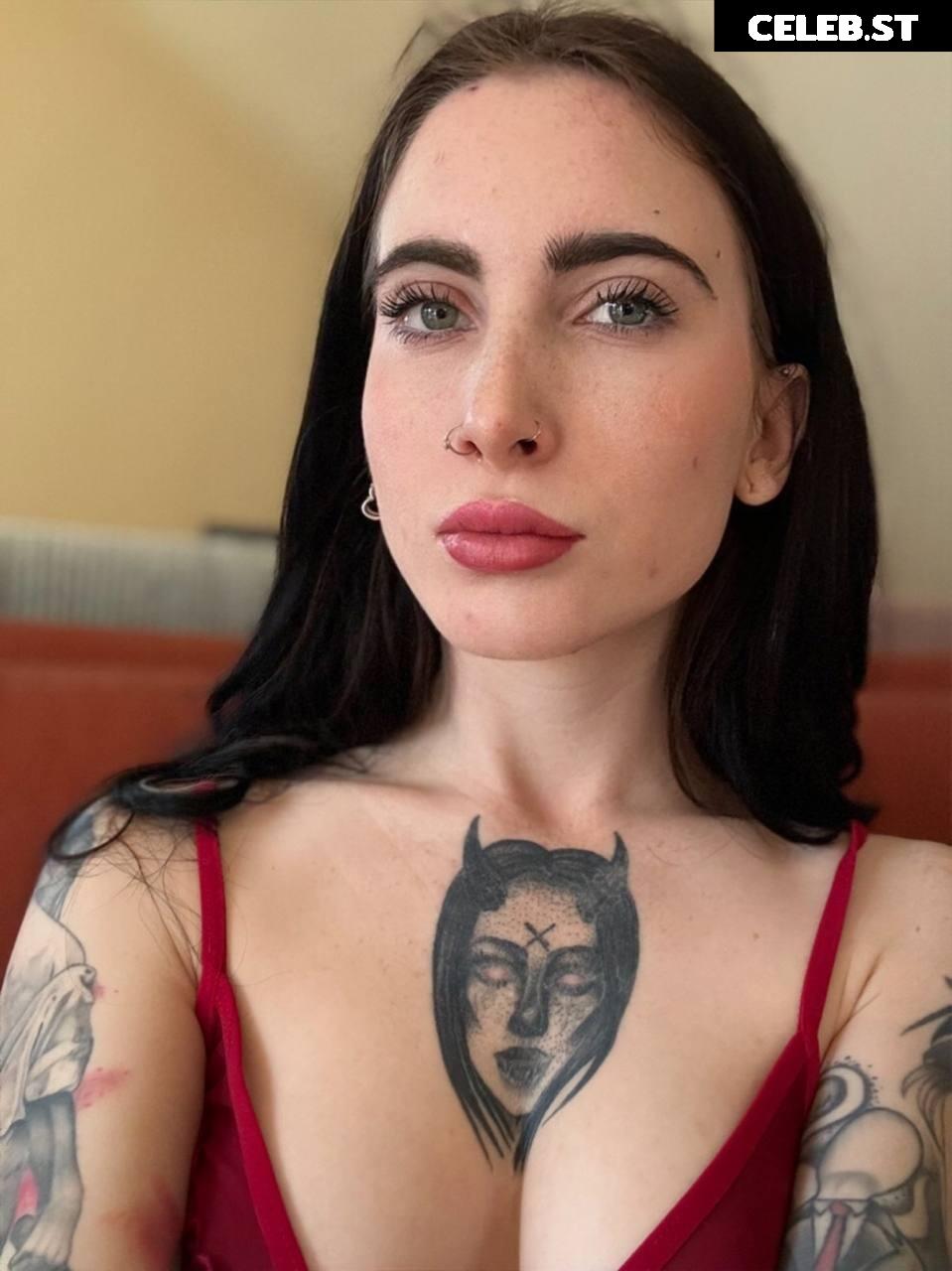 Lia Louise Image 1301318