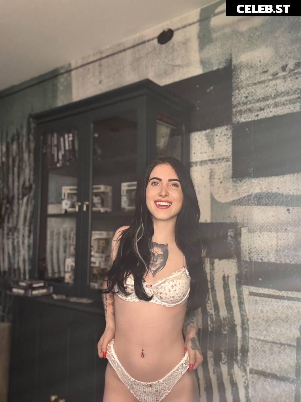 Lia Louise Image 1302764