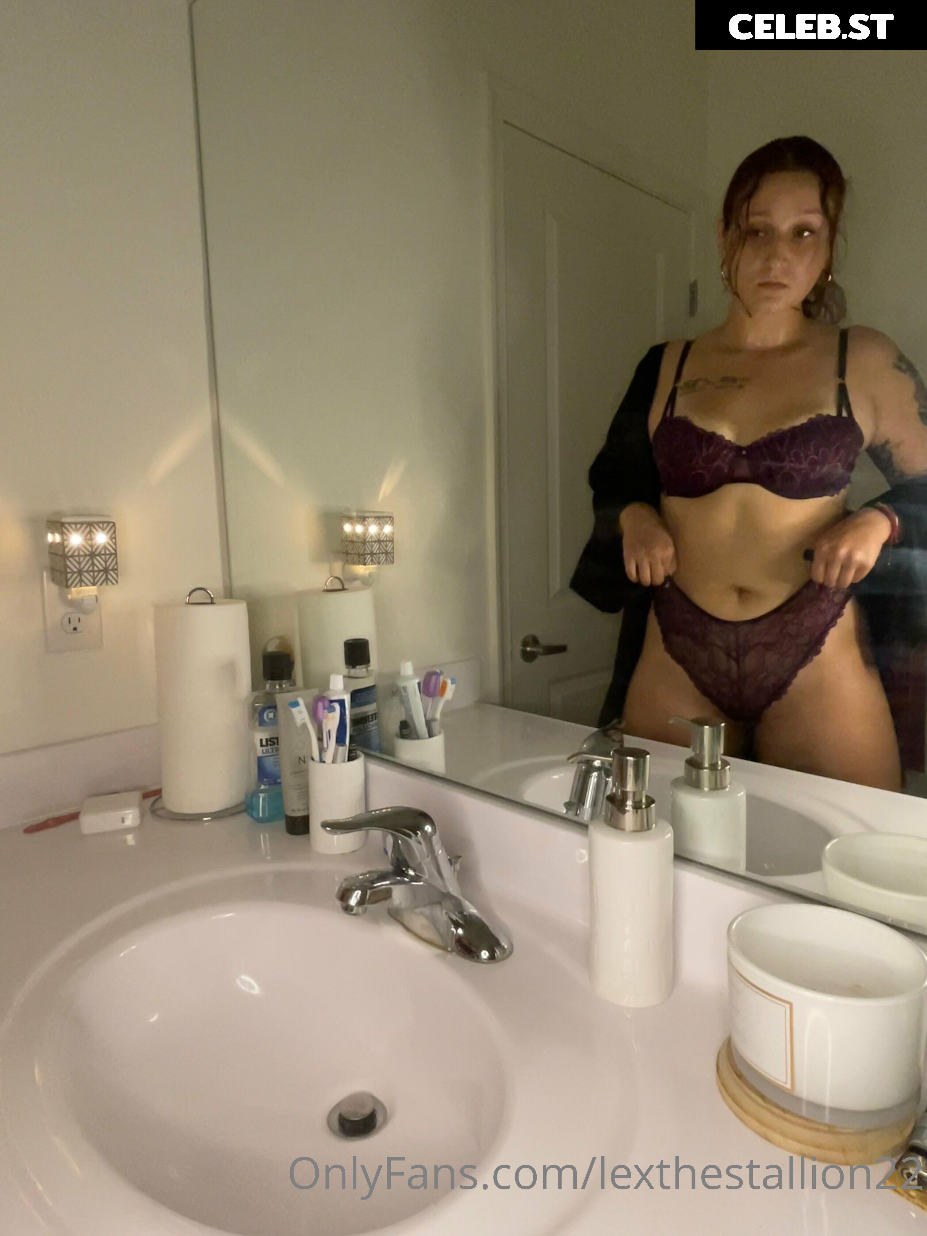 lexthestallion22 Image 18986913