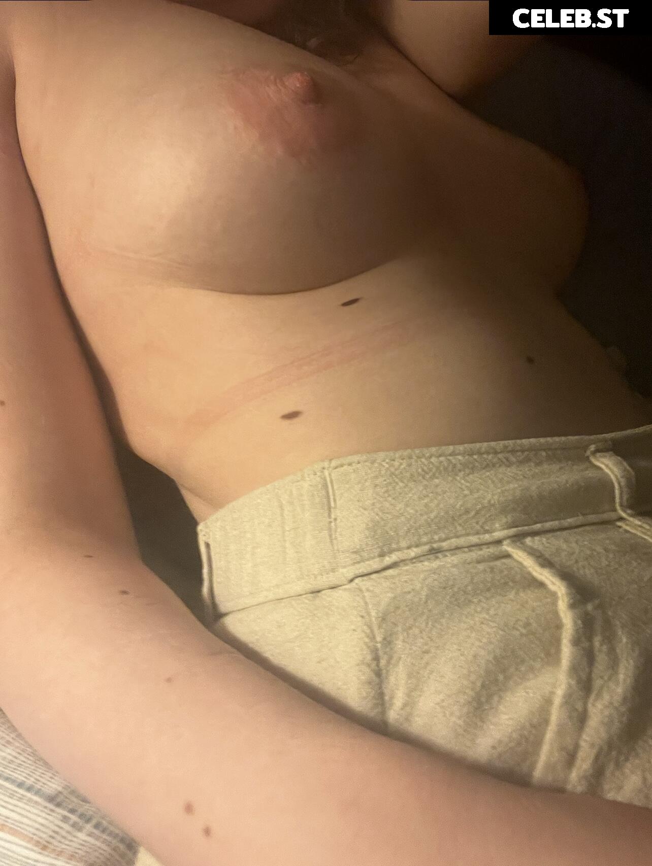 Nexeyredfox Image 188694