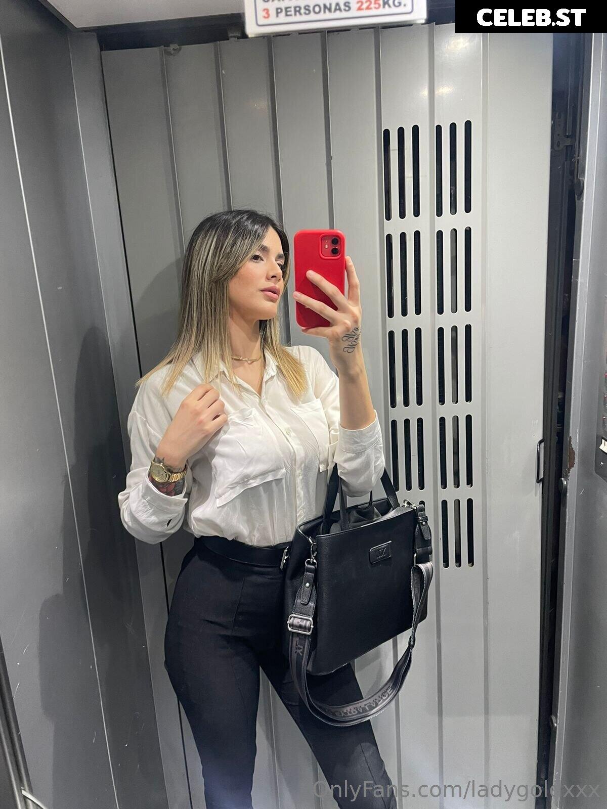 ladygoldxxx Image 18708639