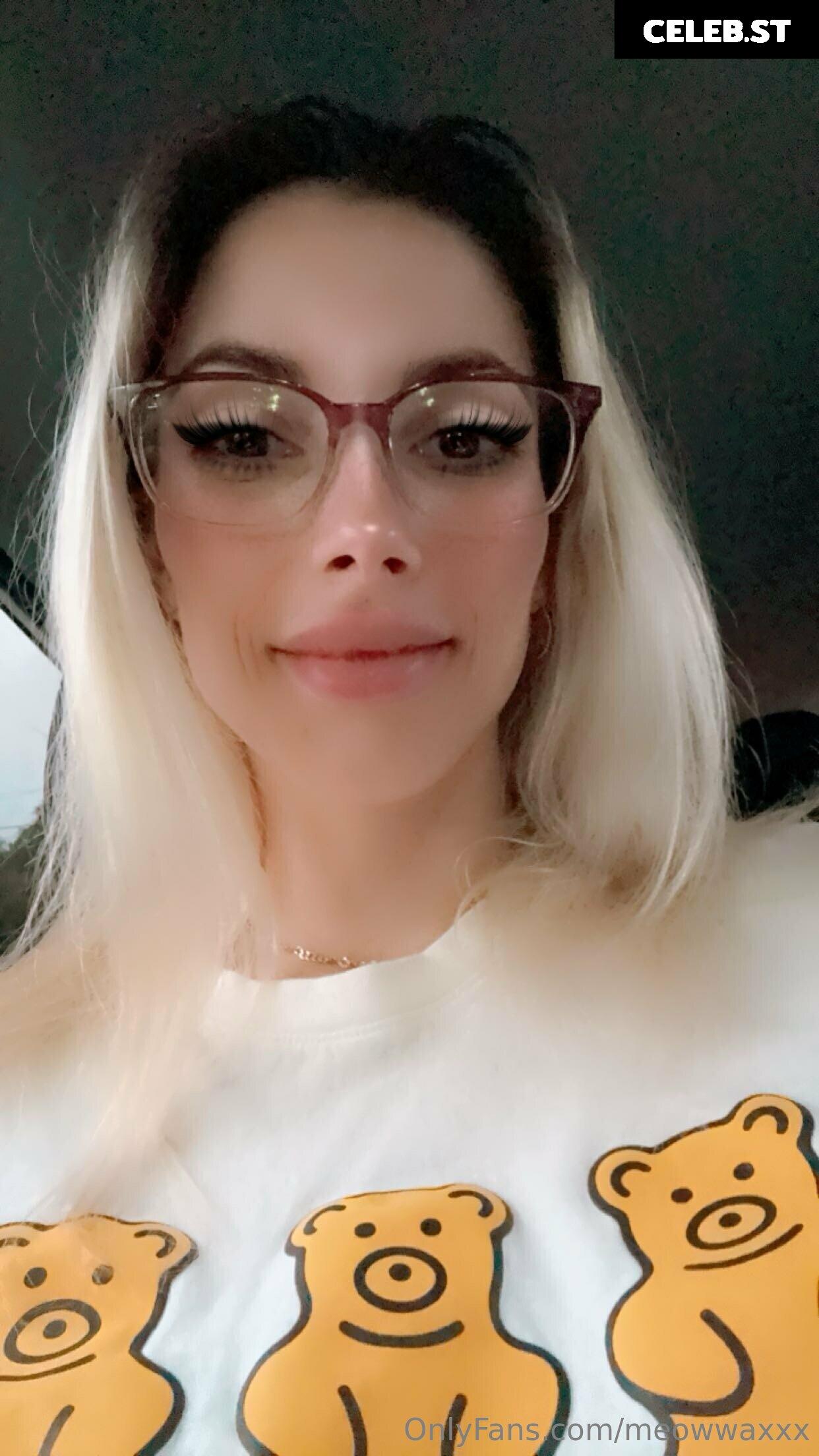 korinne_love Image 18612303