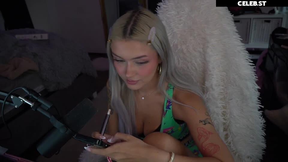 Gwendolynceline Image 1855594