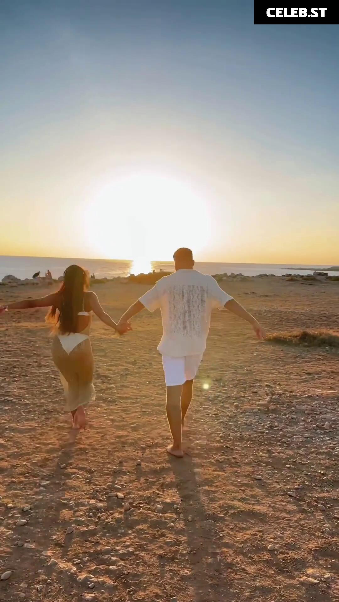 Sarah Engels Image 1855530