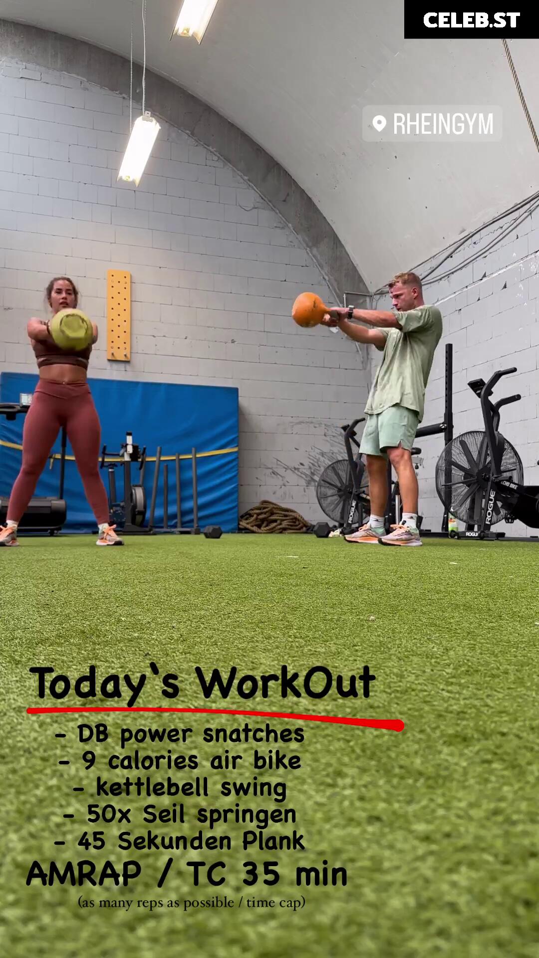 Sarah Engels Image 1856724