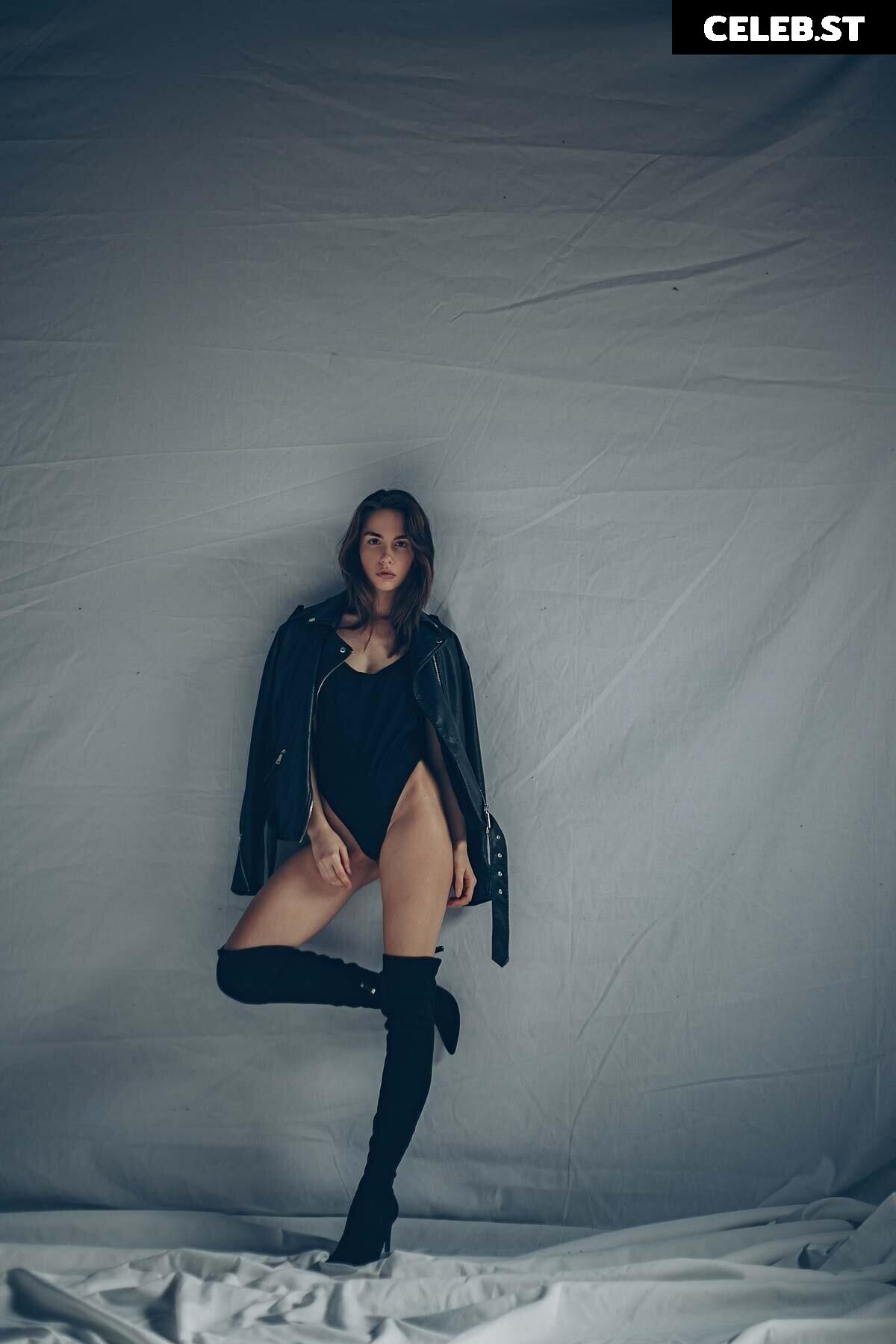 Rebecca Bagnol Image 1850550