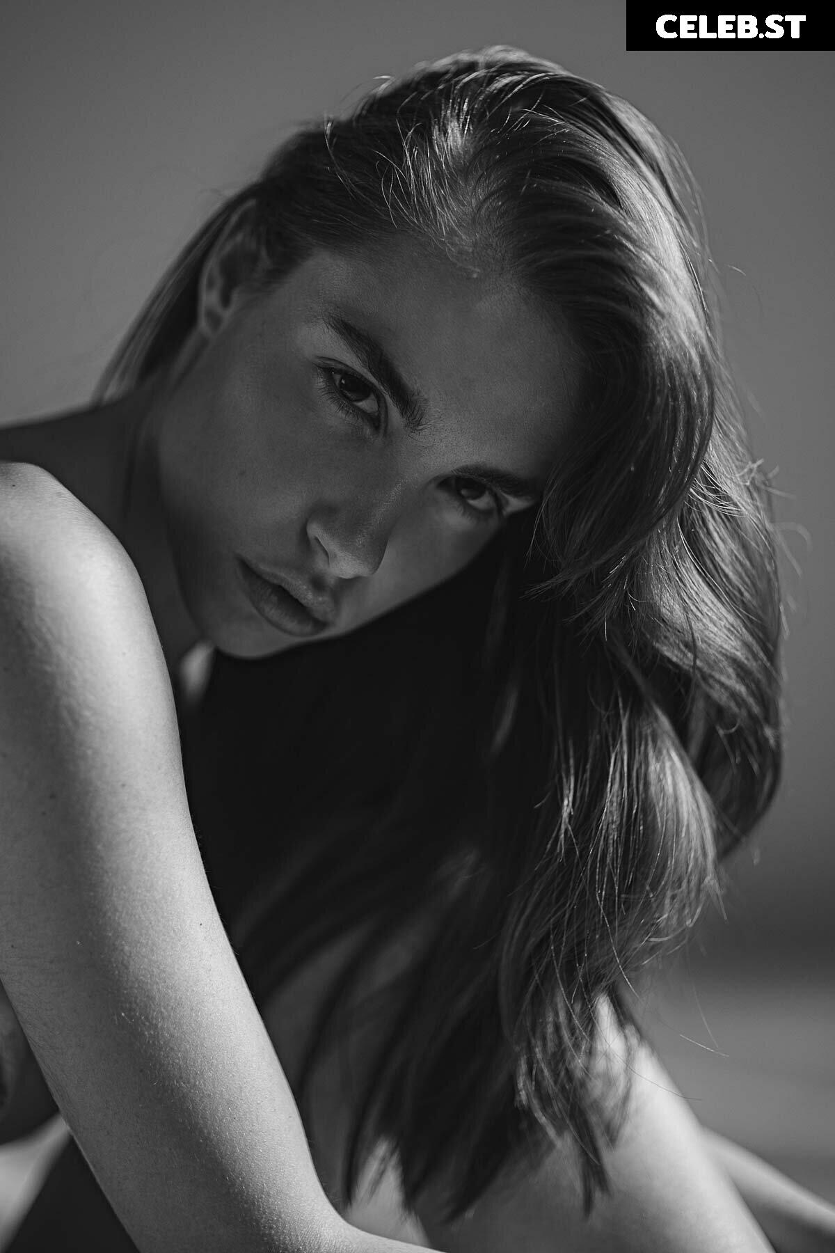 Rebecca Bagnol Image 1850634