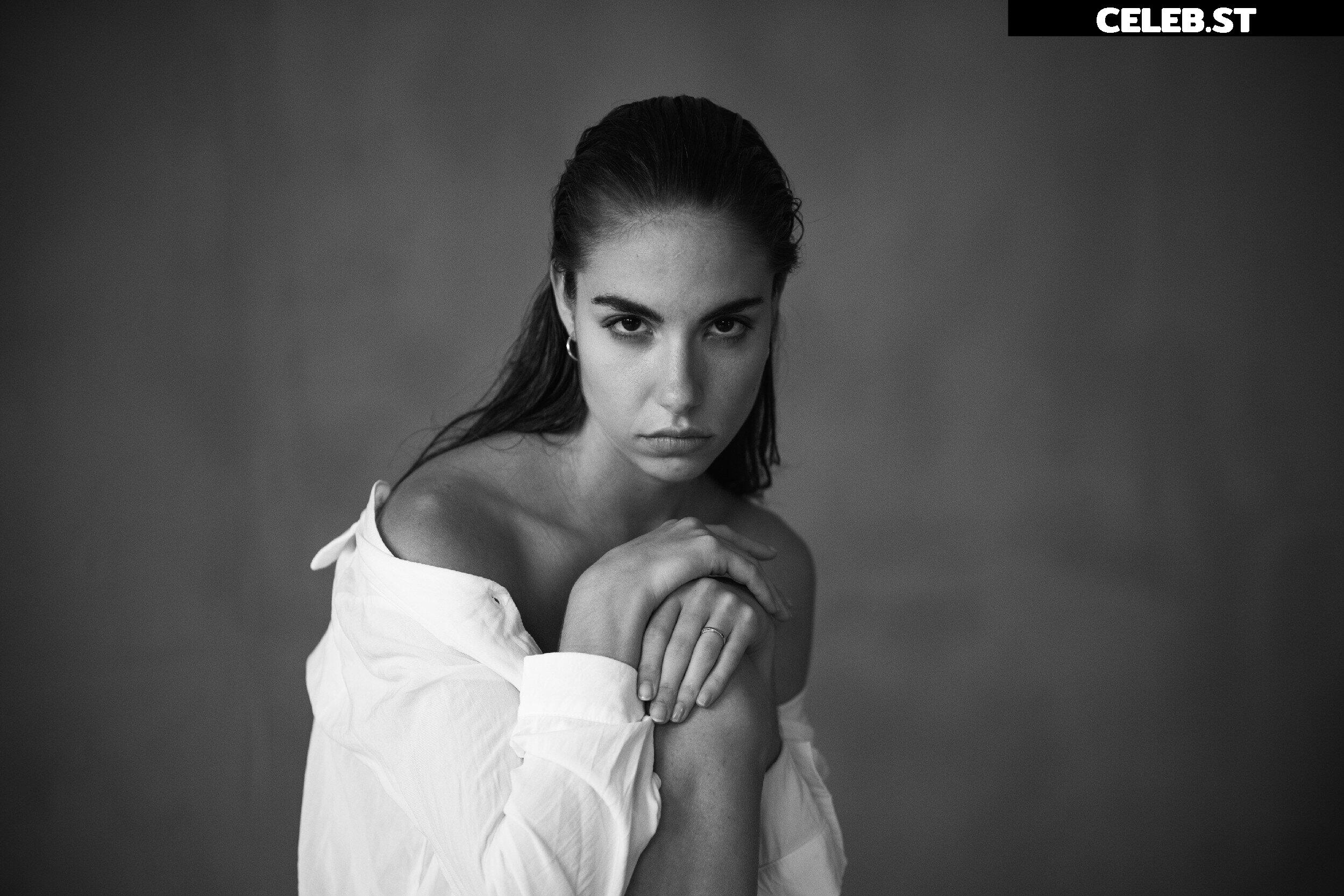 Rebecca Bagnol Image 1850912