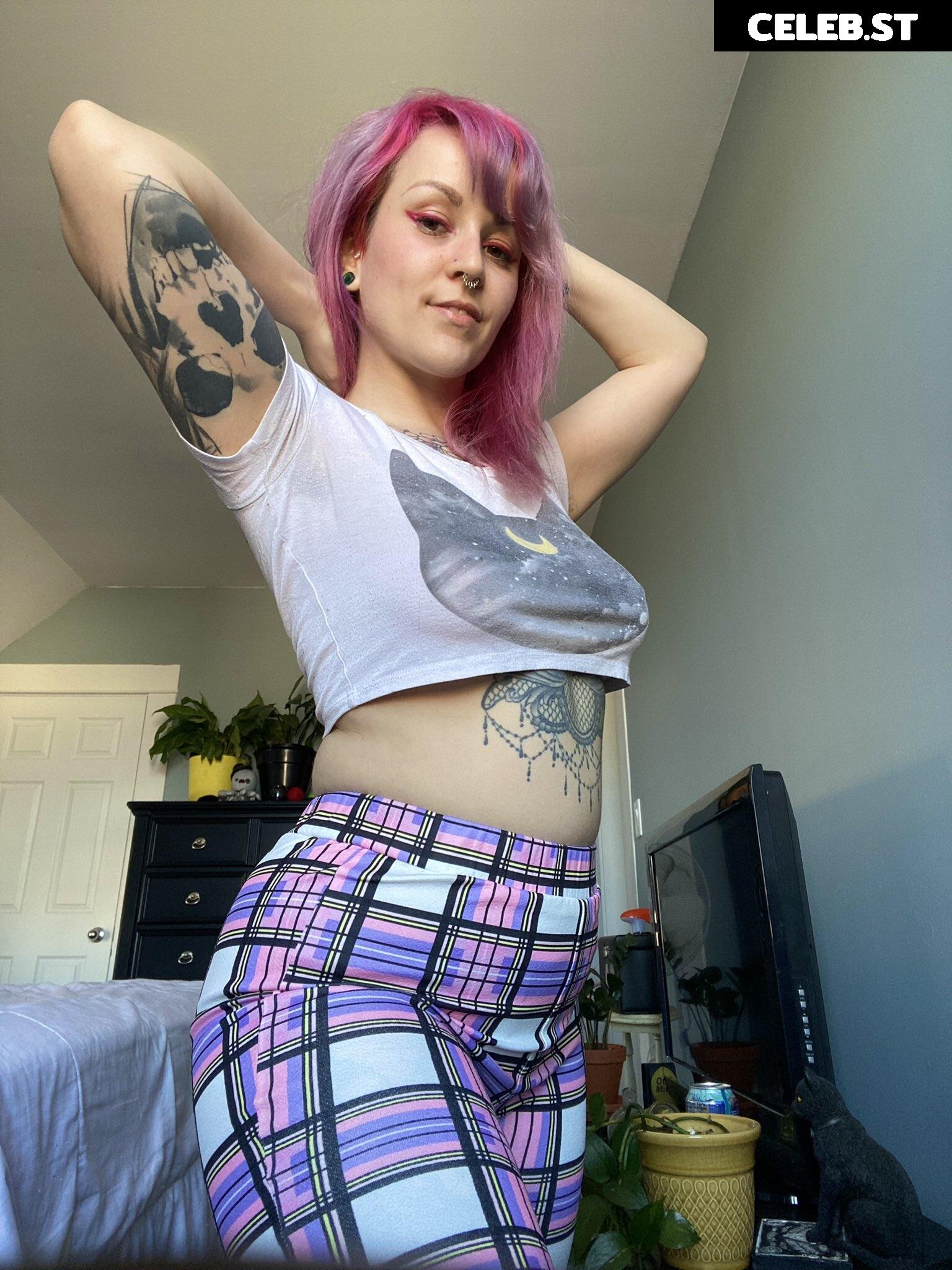 TinyToni Image 1858776