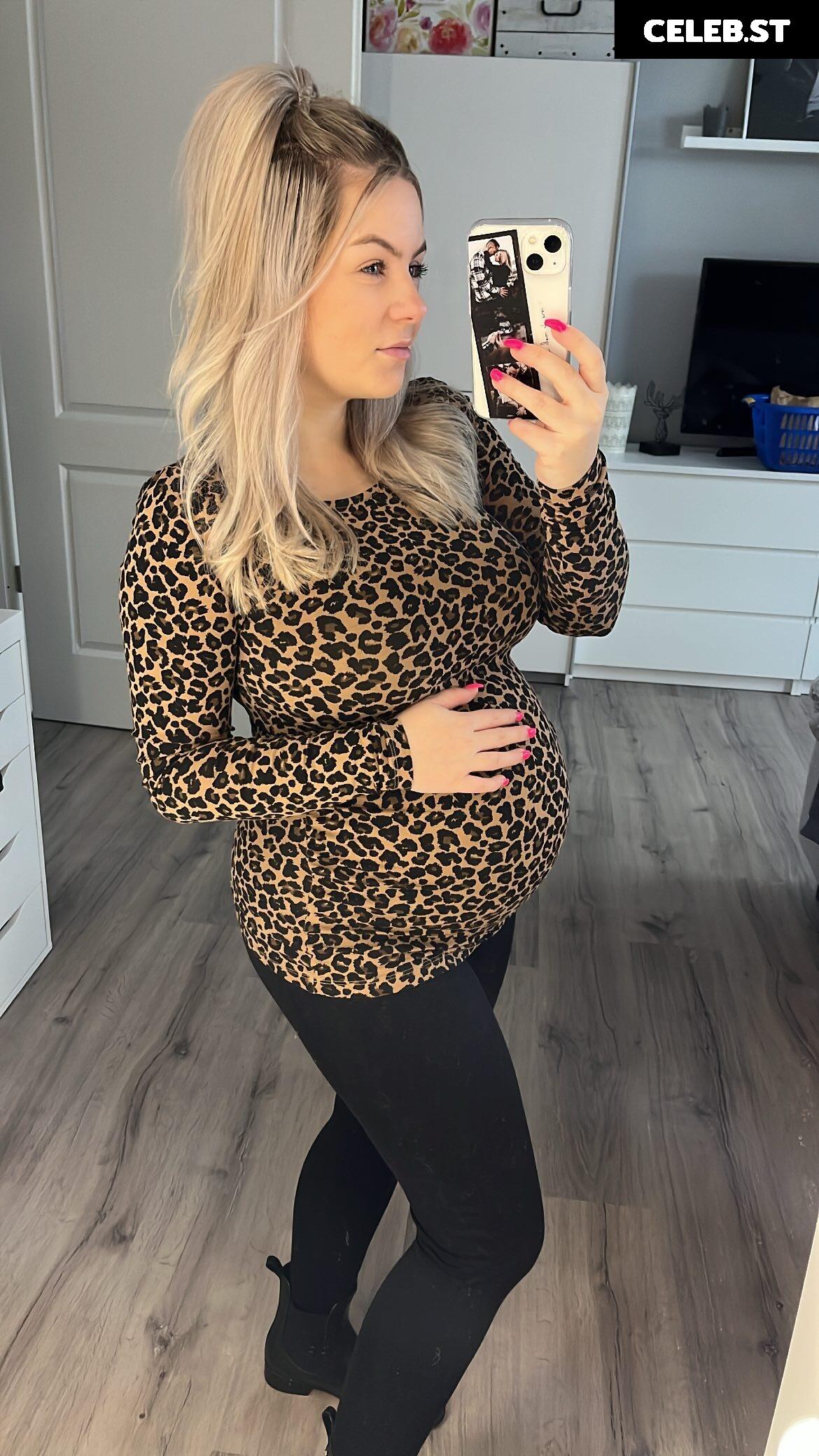 _abcdesi_ Image 1845199