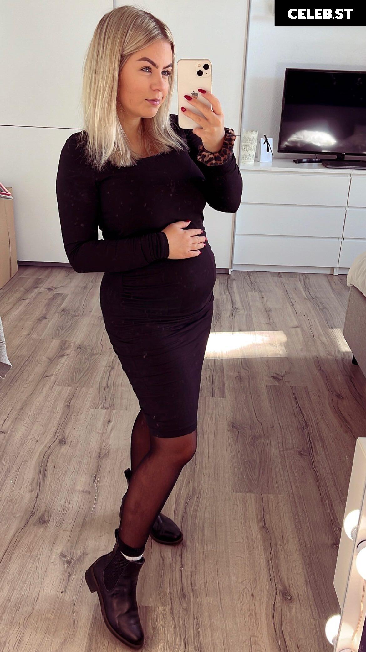 _abcdesi_ Image 1844625