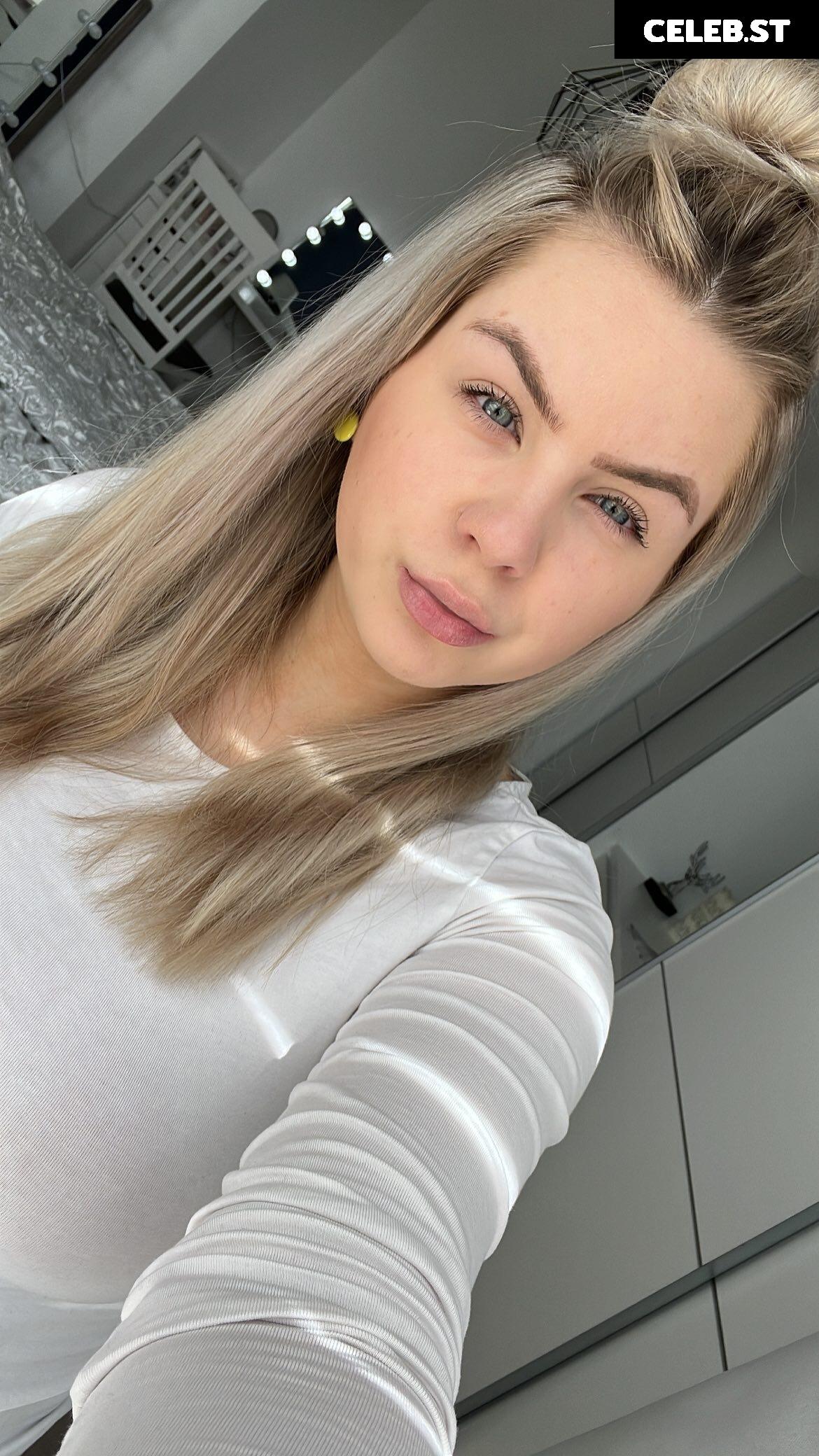 _abcdesi_ Image 1844257