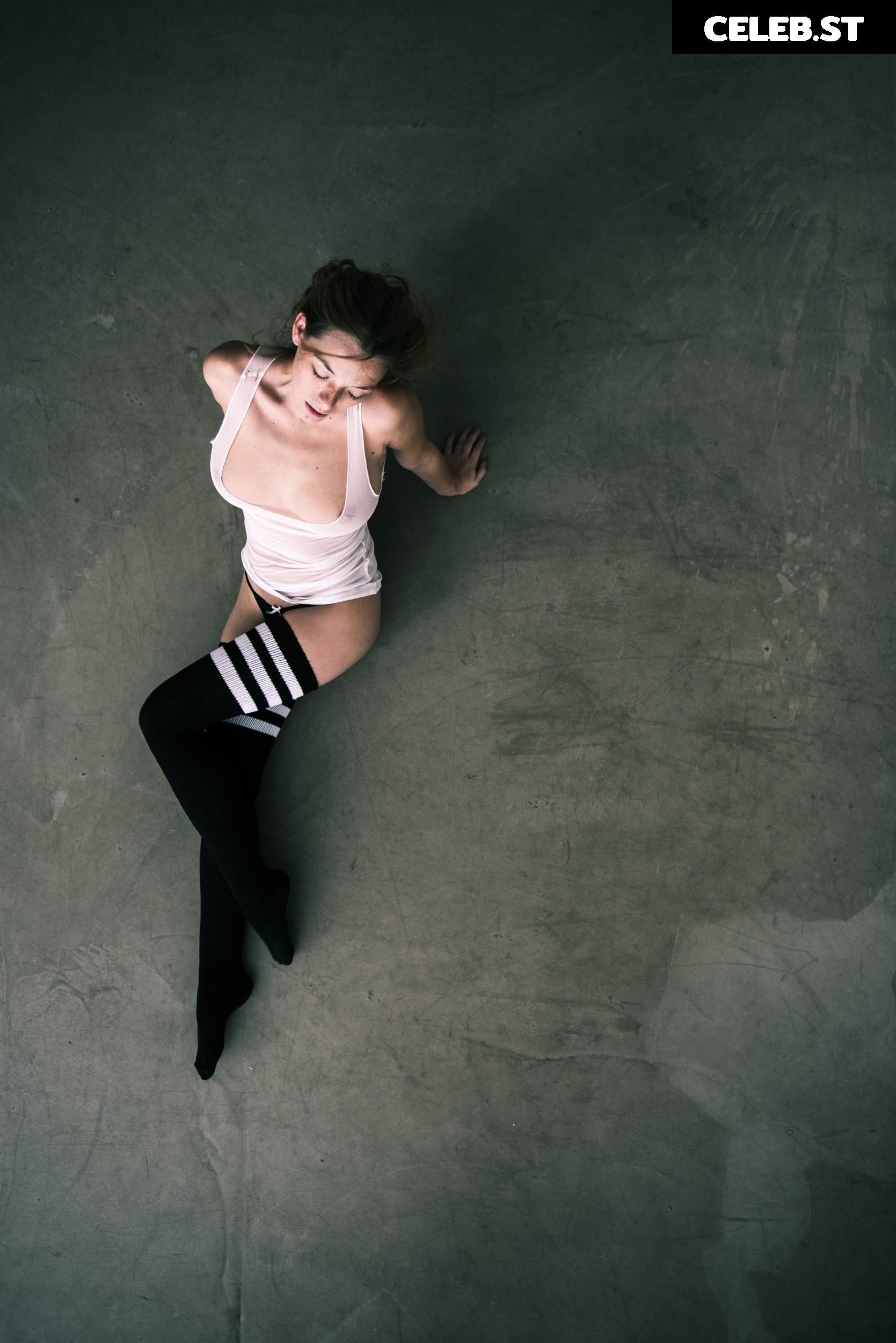 Olga Kobzar Image 1844957