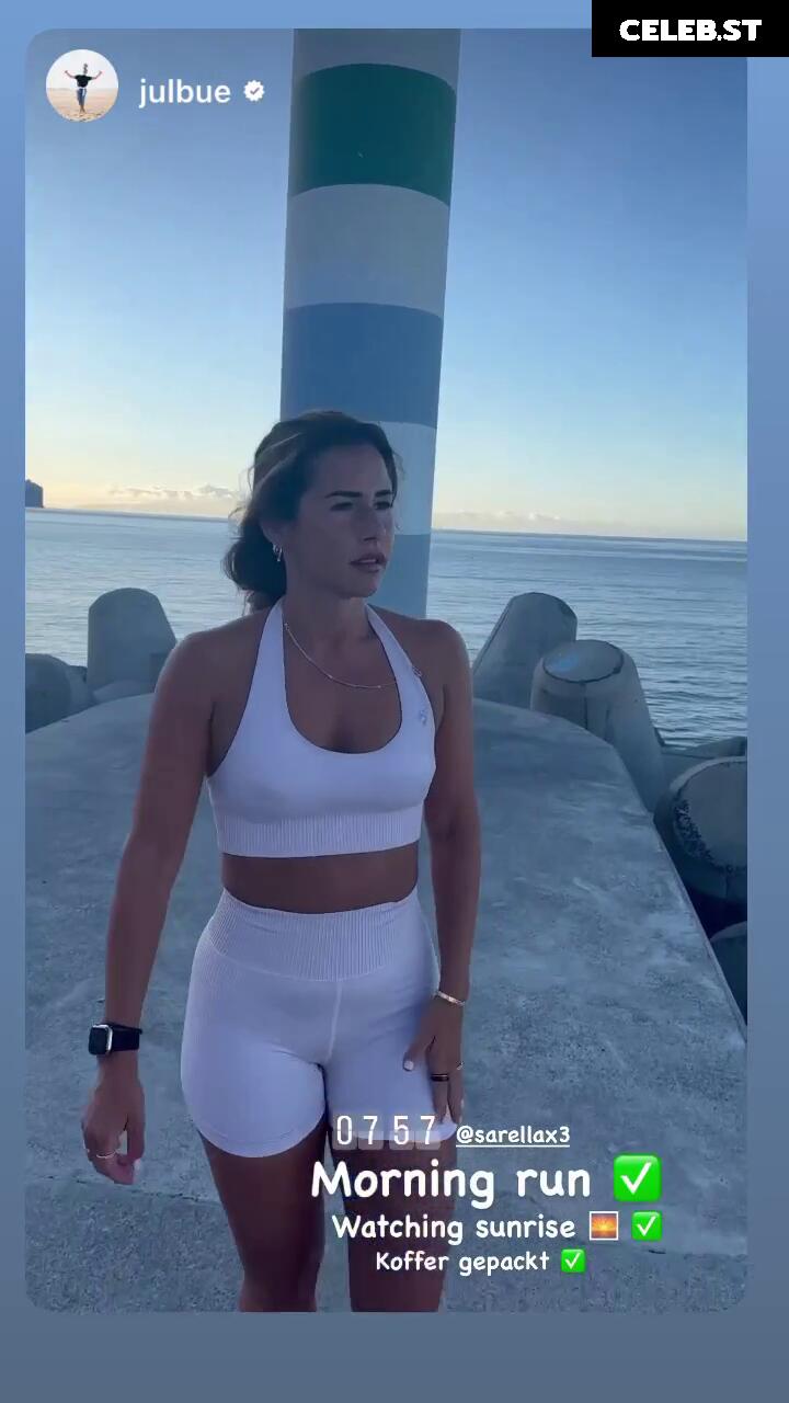 Sarah Engels Image 1842417