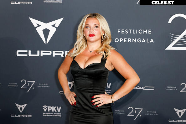 Evelyn Burdecki Image 1840644