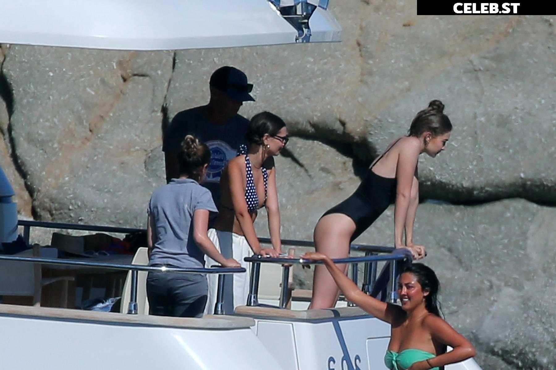 Emily Ratajkowski Image 1835585