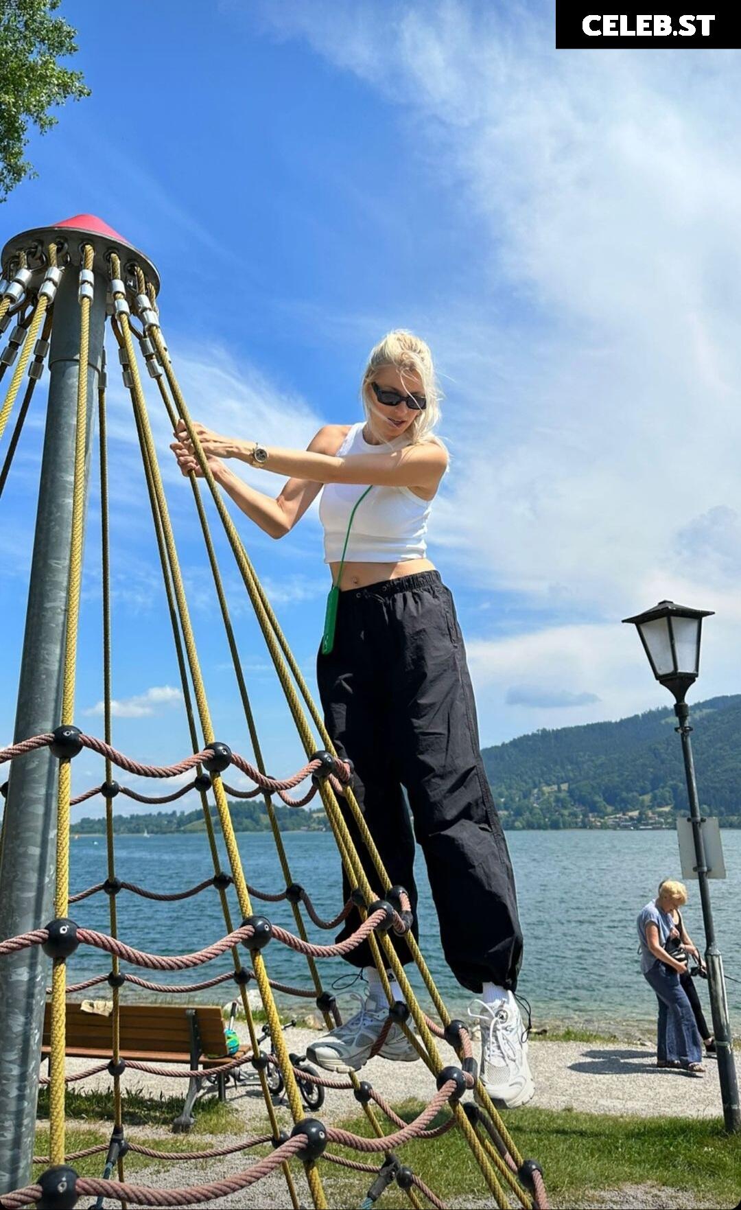 Lena Gercke Image 1836891