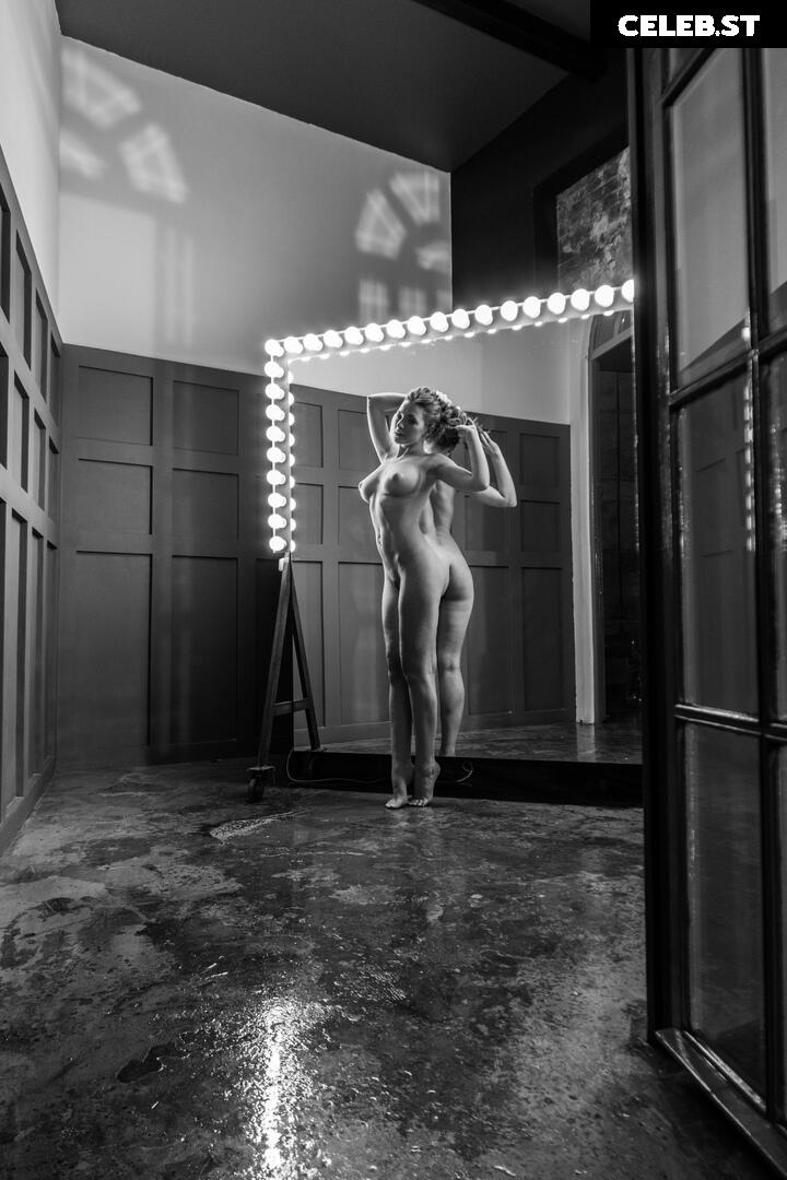 Olga Kobzar Image 1834297