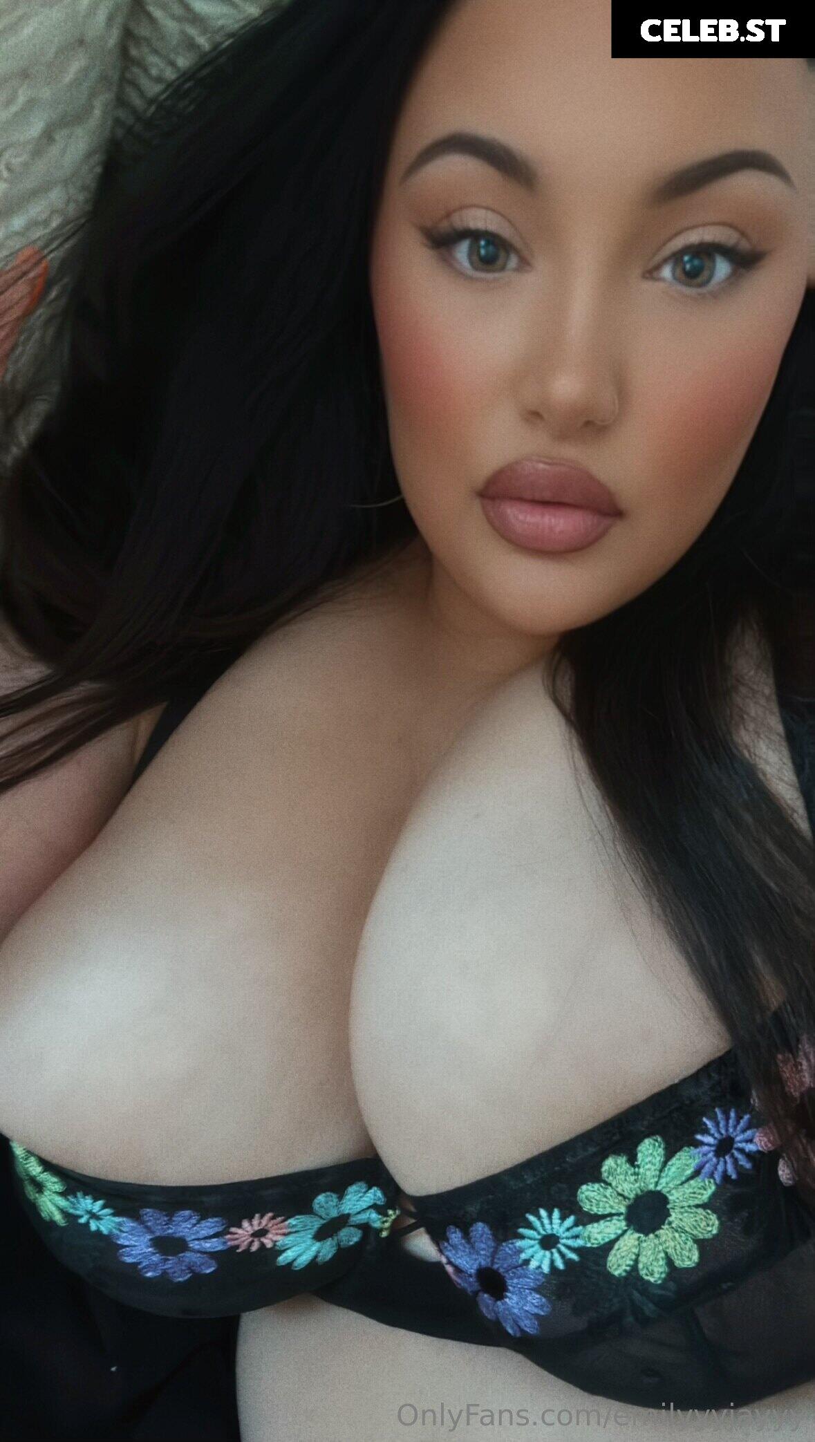 emilyyyjayyy Image 18315050