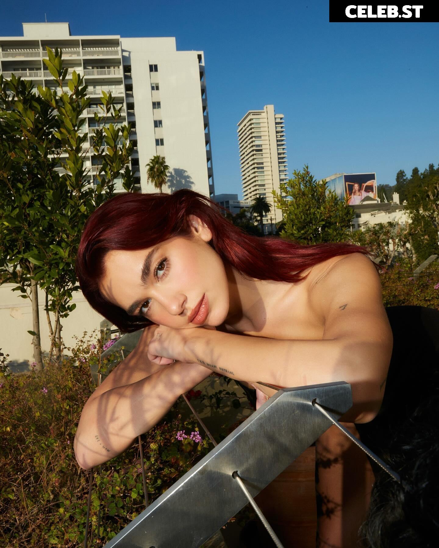 Dua Lipa Image 1831680
