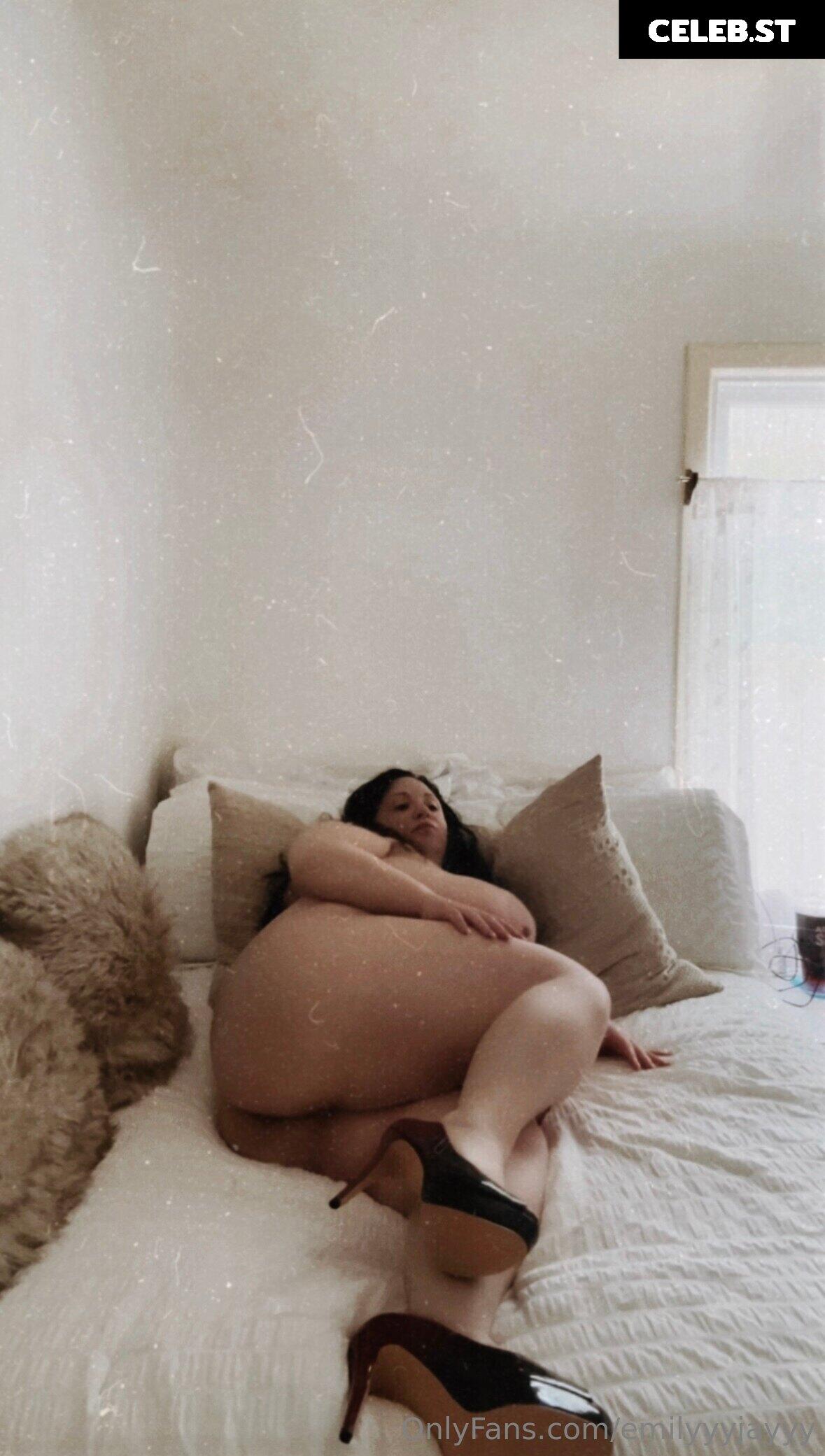 emilyyyjayyy Image 18316725