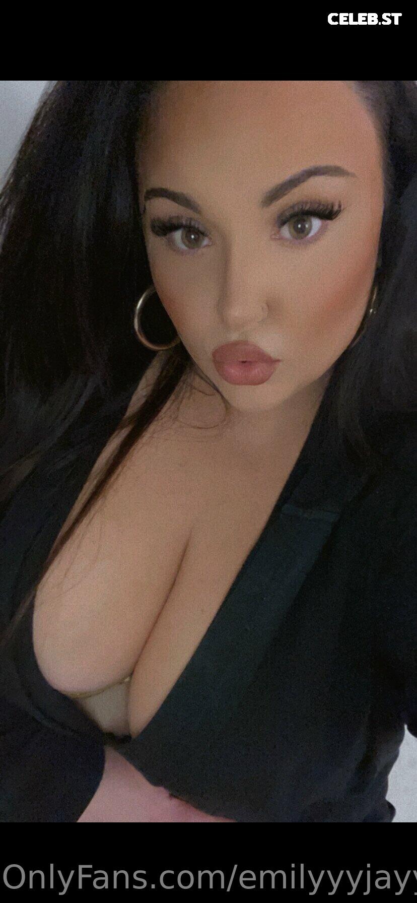 emilyyyjayyy Image 18324088