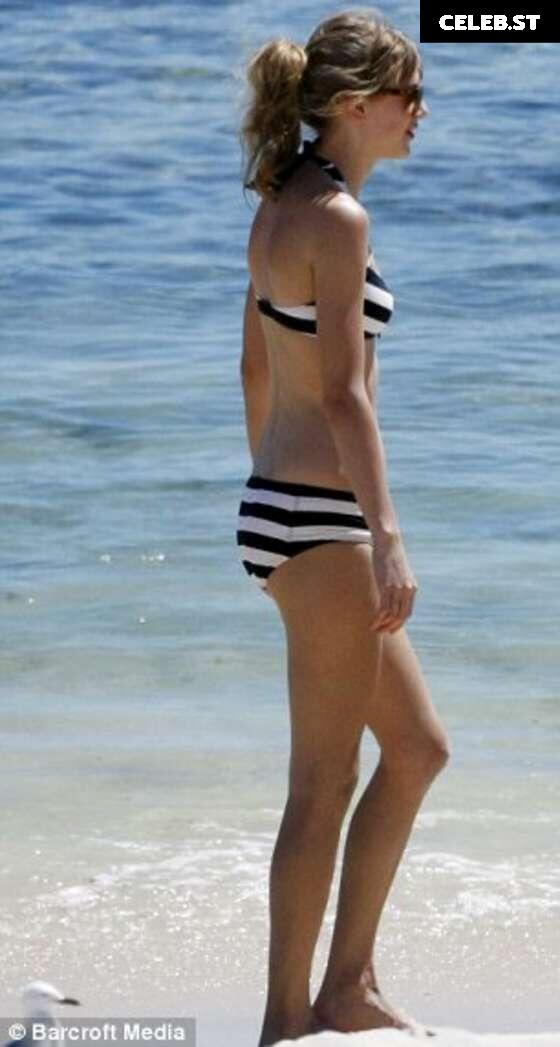 Taylor Swift Image 1832429