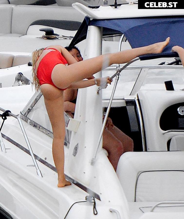 Evelyn Burdecki Image 1833586