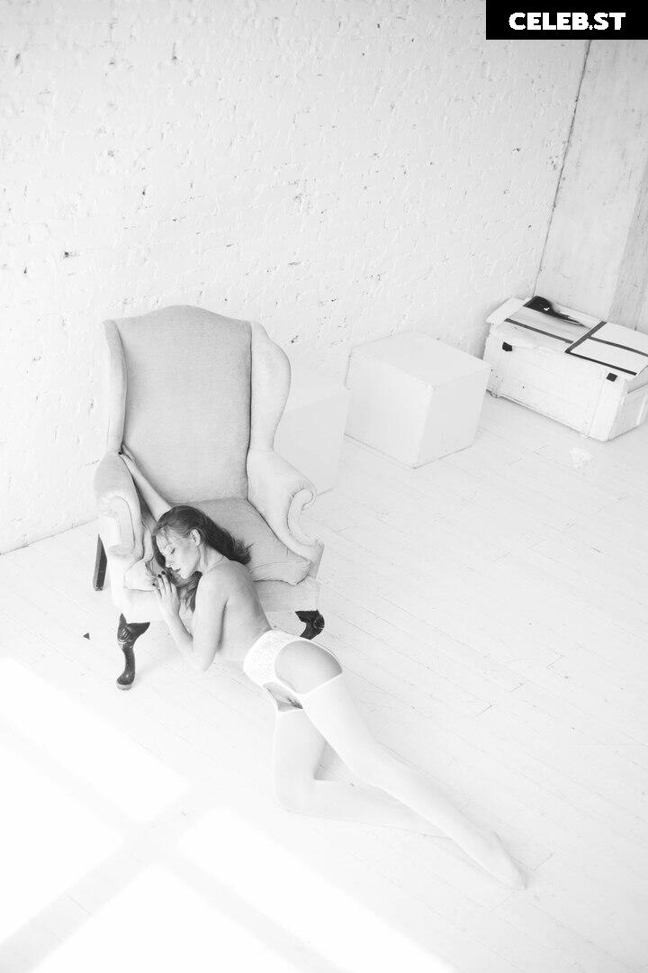 Olga Kobzar Image 1830597