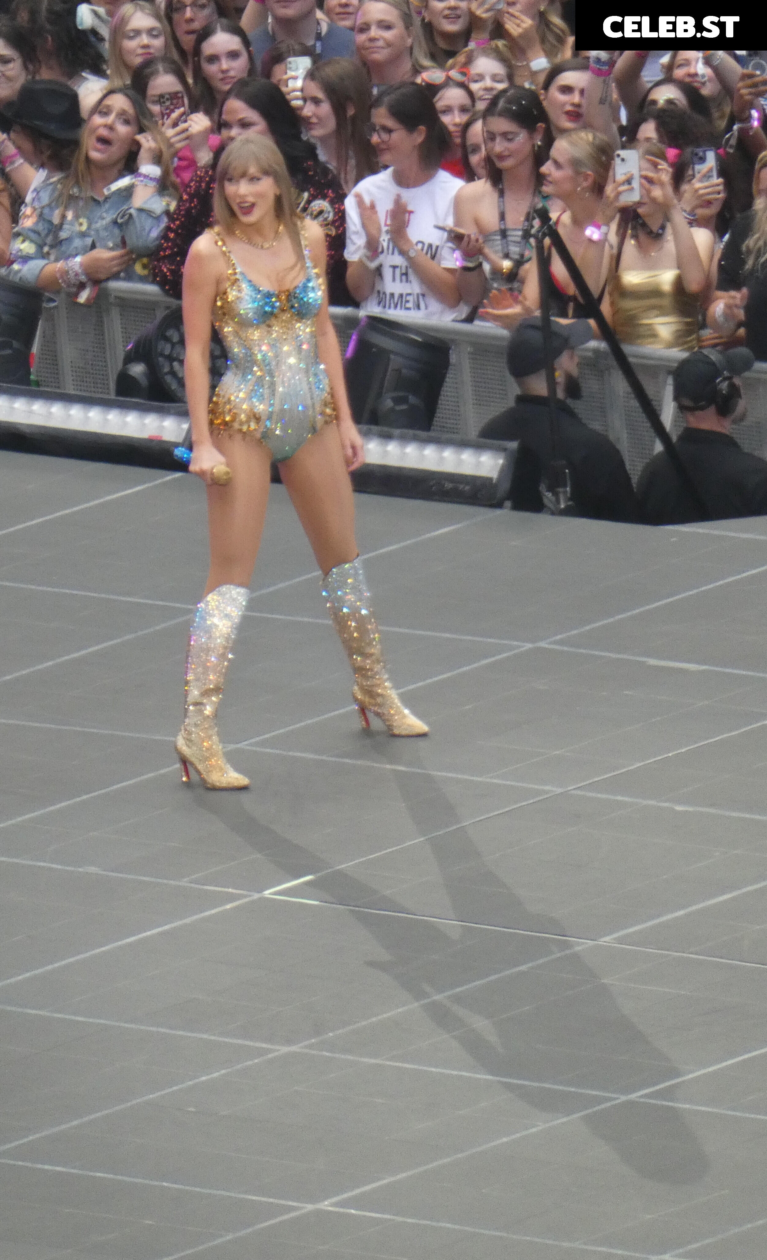 Taylor Swift Image 1830600