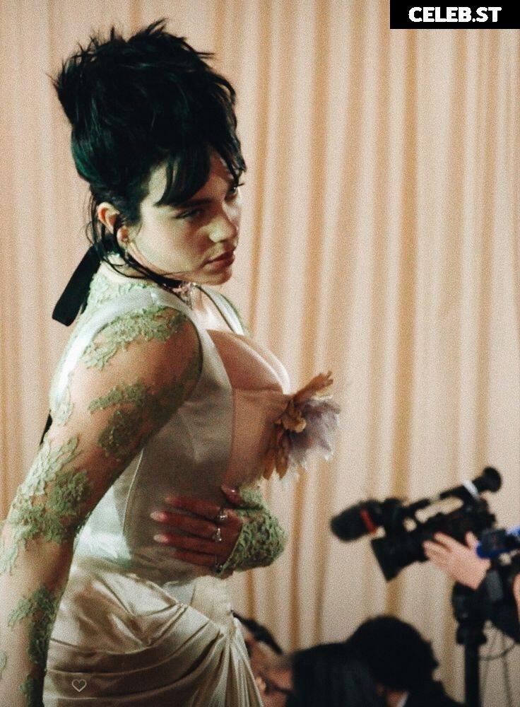 Billie Eilish Image 1830132