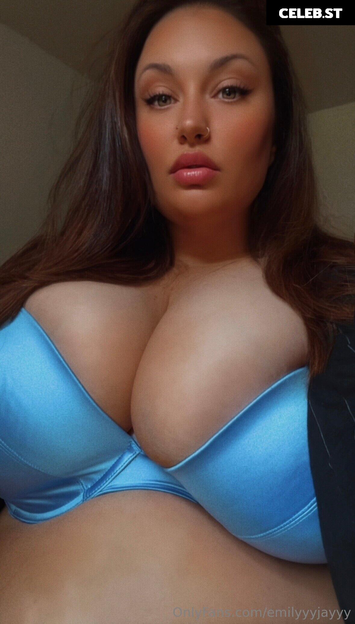emilyyyjayyy Image 18303142