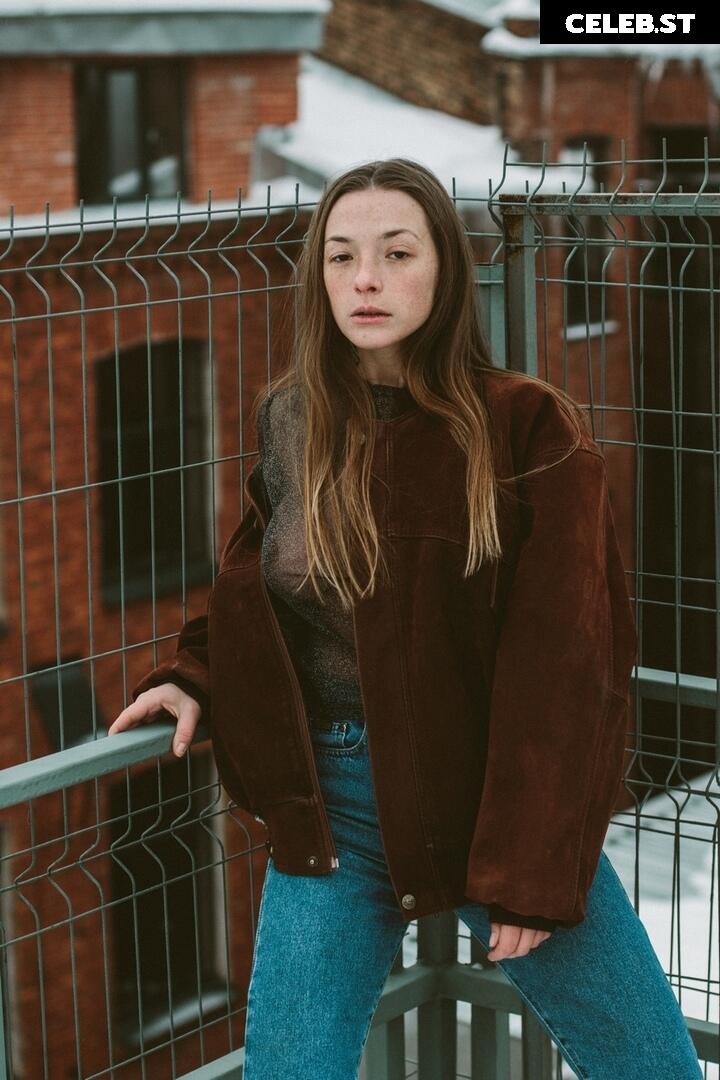 Olga Kobzar Image 1839445