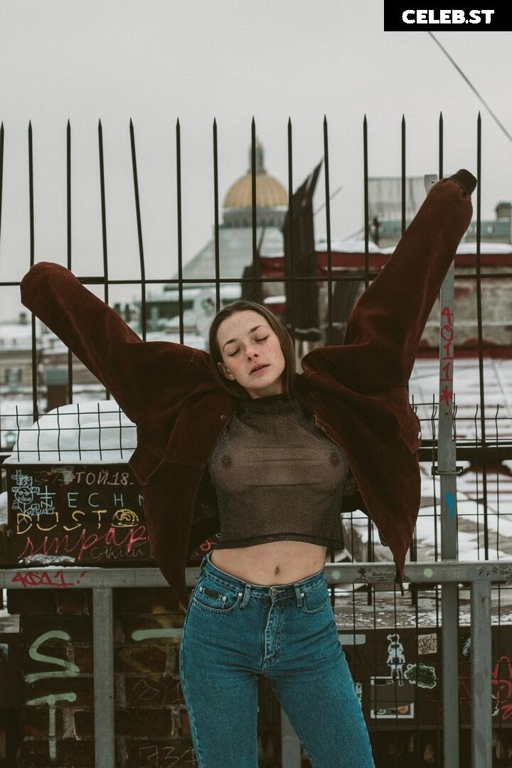 Olga Kobzar Image 1839620