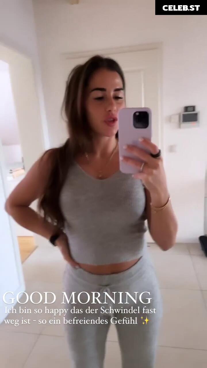 Sarah Engels Image 1838836