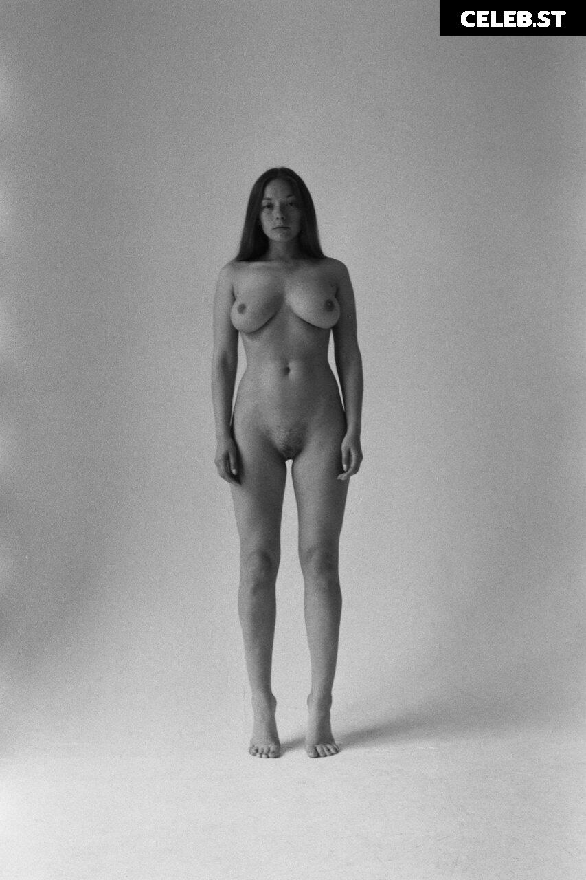 Olga Kobzar Image 1838121