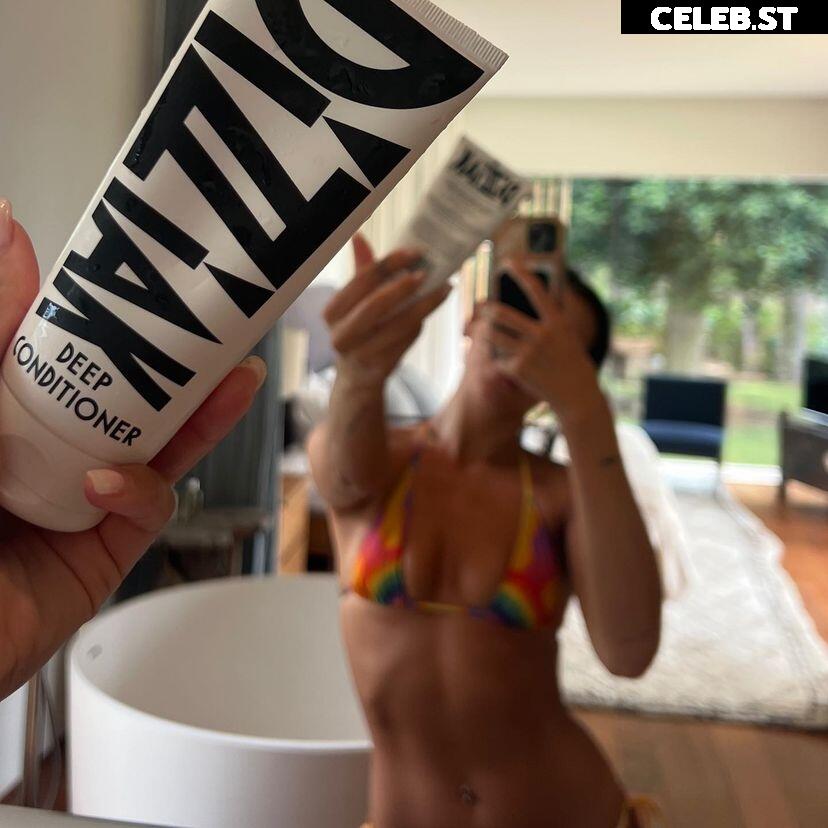 Dua Lipa Image 1825763